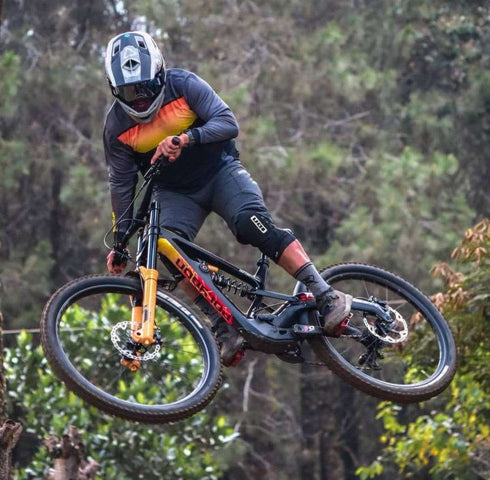 Accepta Black Sunshine Jersey