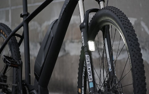 Crops SC100W Front Warning Light